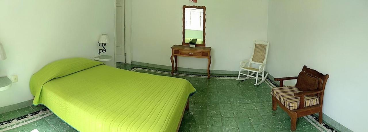 Hotel Suites Córdoba Exteriör bild