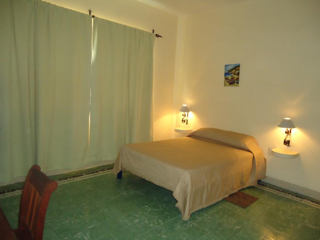 Hotel Suites Córdoba Rum bild